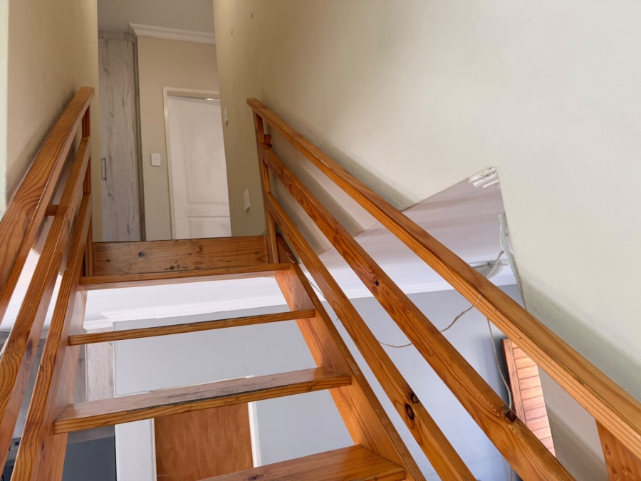 3 Bedroom Property for Sale in Waterval East North West